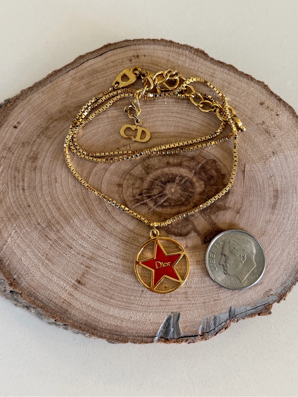 Dior Red Star Pendant Gold Necklace - Picture 3 of 3